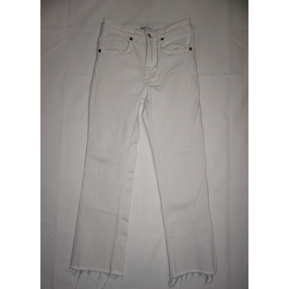 Zara Size 4 White Denim High Rise Raw Hem Jeans